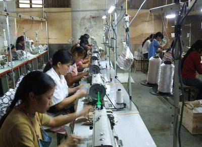 邵陽巨變:洞口一公司擁有全球1/3足球生產(chǎn)線